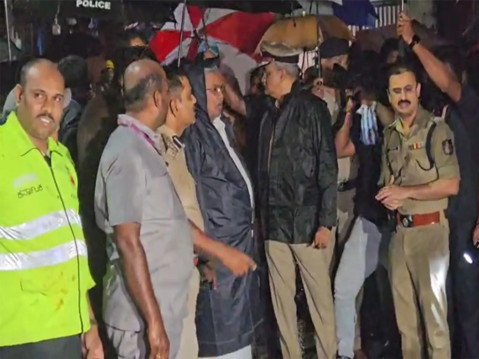 7 killed in wall collapse near Bowring Hospital in Bengaluru