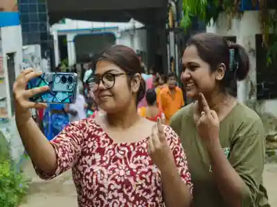 90 pc polling in second phase Bengal elections till 5 pm