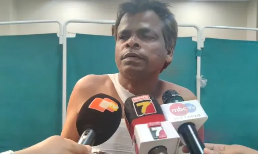 Two people narrowly escaped death after being attacked by crocodiles while near the Kharasrota River in Rasulpur block of Odisha.