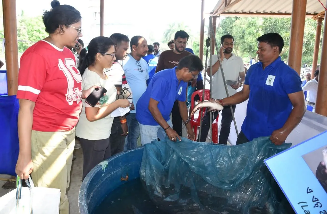 Odisha: ICAR-CIFA organises Fish Harvest Mela-cum-Live Fish Sale in Bhubaneswar

