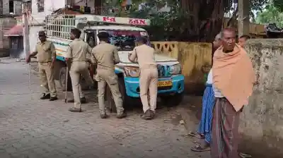 Massive raids in Bhadrak: Police nab six mafia members, confiscate cash & firearms