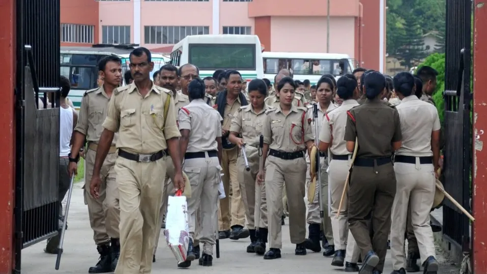 File-carrying constables to return to battalions by May 31