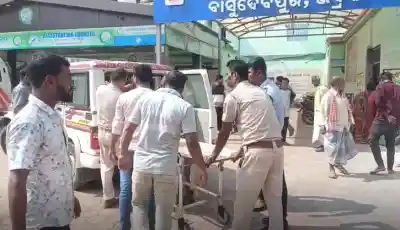 Over 20 injured as pickup truck overturns near Basudebpur