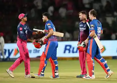 Delhi Capitals chase record 226 as KL Rahul and Mitchell Starc sink Rajasthan Royals