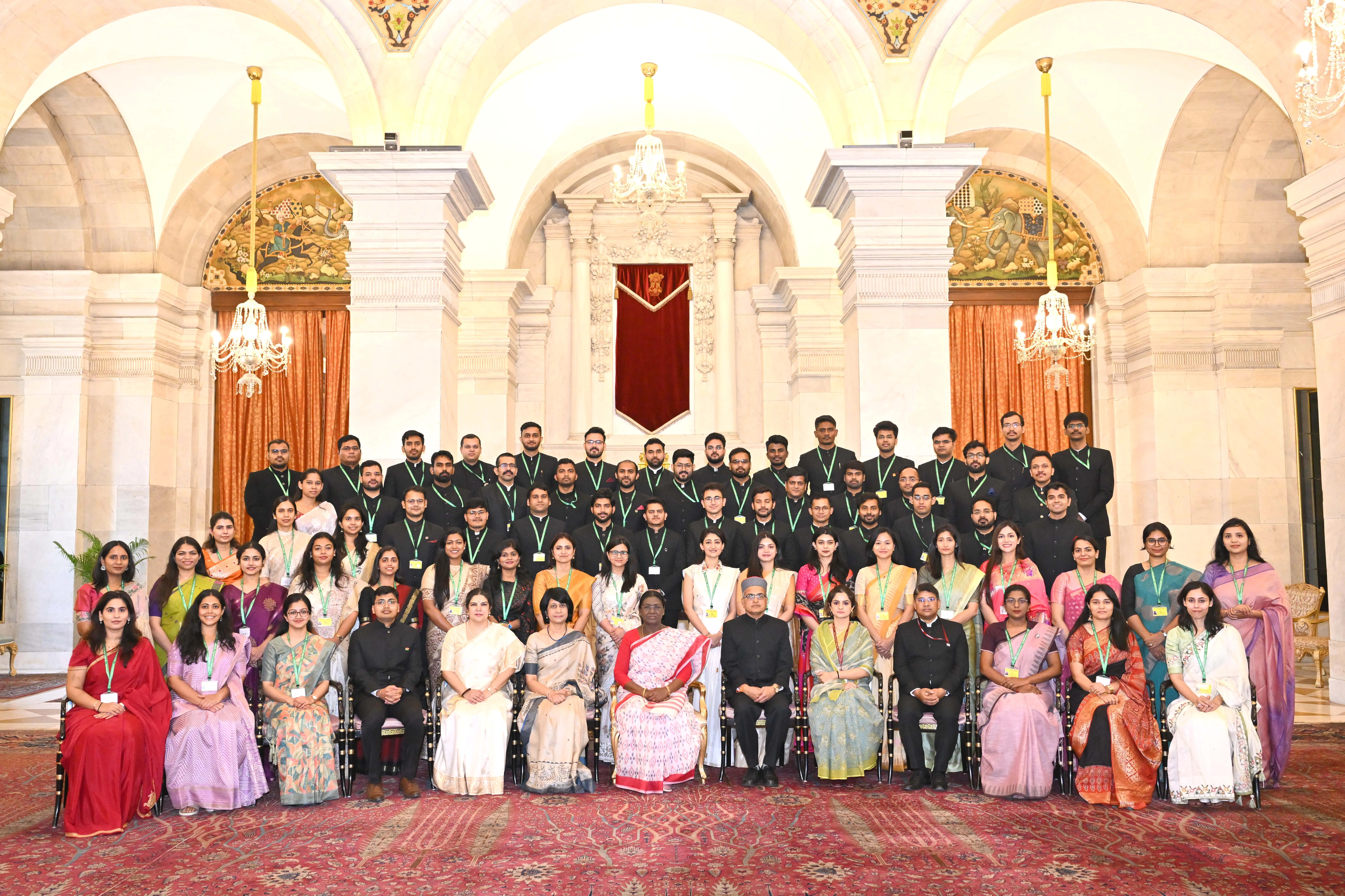 2024 batch IAS Officers call on President Murmu