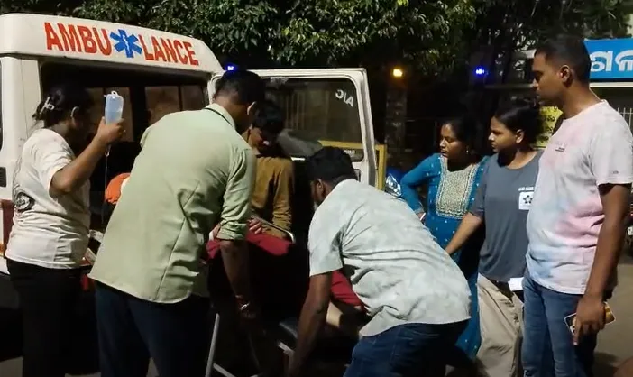 Man stabs Ex-Girlfriend’s mother & uncle at Balasore Railway Station

