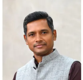 Controversy erupts over appointment of Keralam CEO Rathan Kelkar as CM's Secretary, BJP criticizes  Rahul Gandhi
