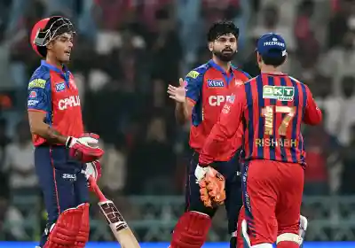 Shreyas Iyer destroys Lucknow bowling to rescue Punjab