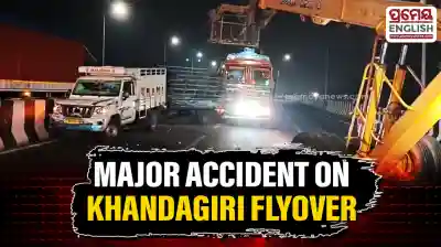 Truck rams Tata Ace on Khandagiri overbridge in Bhubaneswar, driver critical