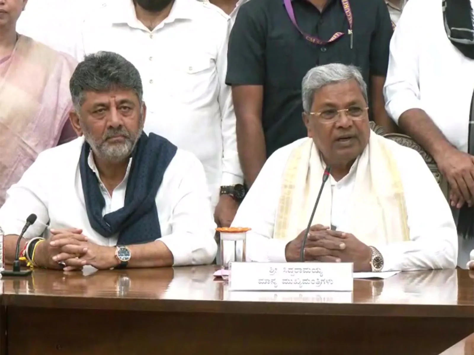 Siddaramaiah rejects Rajya Sabha offer, says "will continue in state politics"
