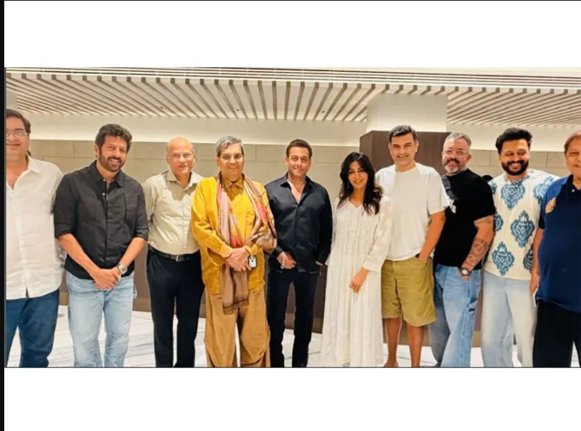 Subhash Ghai shares glimpse from Salman Khan's 'Maatrubhumi' screening, wishes him "grand success"