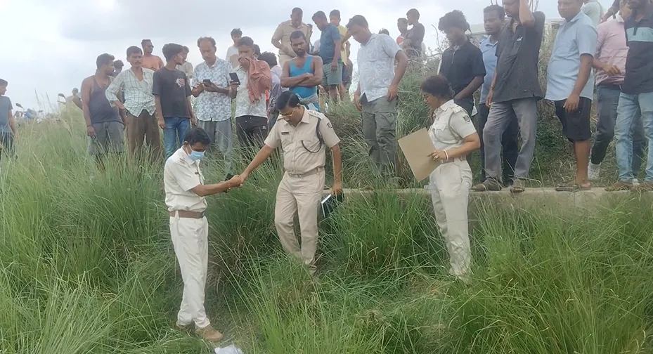 As the body was found tied up in polythene, police are treating the case as suspicious and have started a probe to ascertain the exact cause of death.