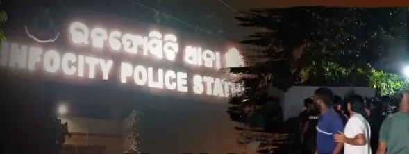 Bhubaneswar: B.Tech student found dead in hostel, suicide suspected

