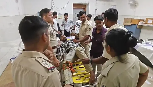 Odisha: Criminal injured in police firing in Puri