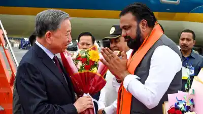 Bihar Chief Minister Samrat Choudhary welcomes Vietnam President To Lam