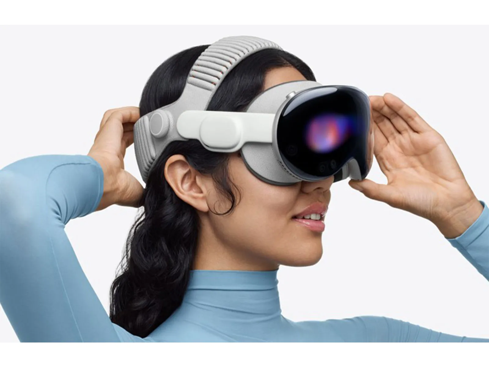 Apple's cheaper, lighter Vision Pro successor may not launch until 2028