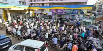 Diesel shortage hits petrol pumps along NH-16 in Bhadrak, Balasore & Jajpur