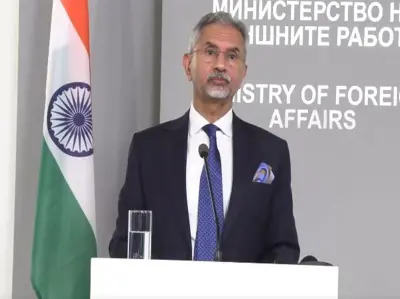 EAM Jaishankar calls for dialogue, diplomacy amid major global conflicts