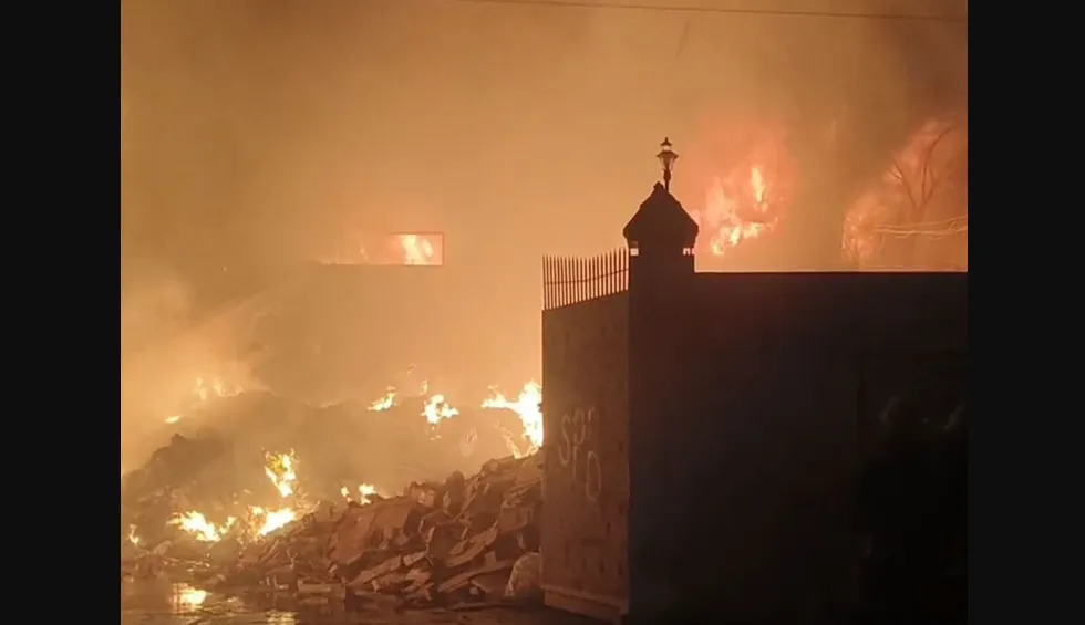 Delhi: Three dead in massive building fire in Tughlakabad, several rescued
