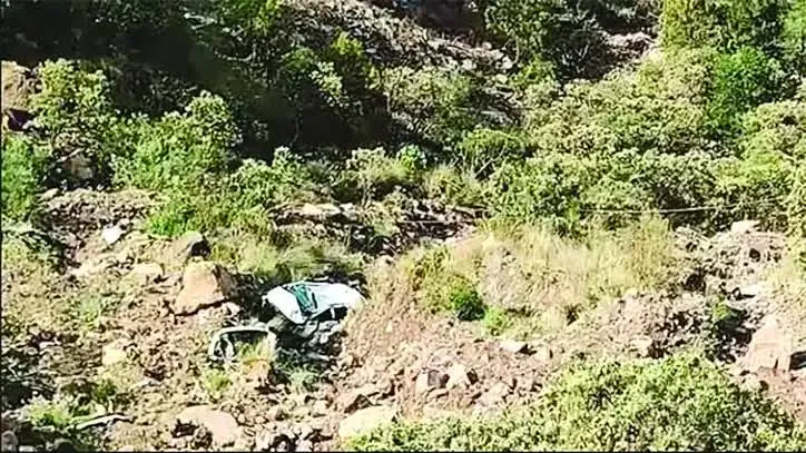 Six killed, four injured as tourist vehicle crashes in Himachal Pradesh’s Chamba
