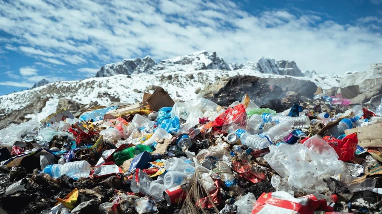 Mount Everest trash crisis hits dangerous levels at Camp Four after record mountaineering season