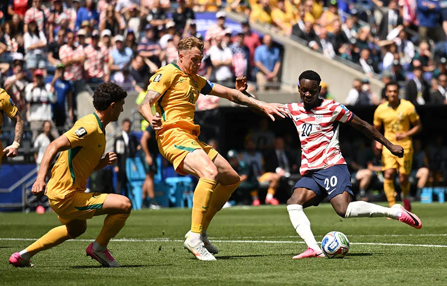 United States advances to knockout stage after defeating Australia 2-0