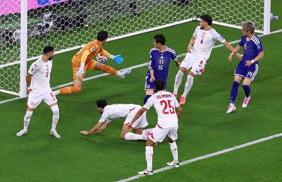 Japan Demolishes Tunisia 4-0 to Dominate Group F in Historic Milestone World Cup Match