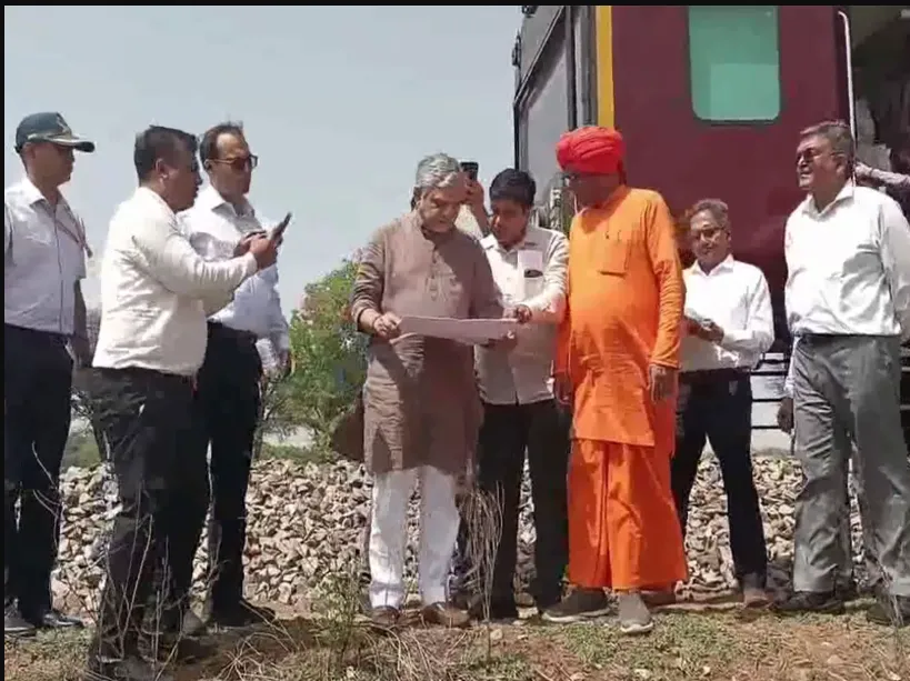 Railway Minister Ashwini Vaishnaw inspects site for proposed Khatu Shyamji-Sundarpura railway station in Rajasthan's Sikar