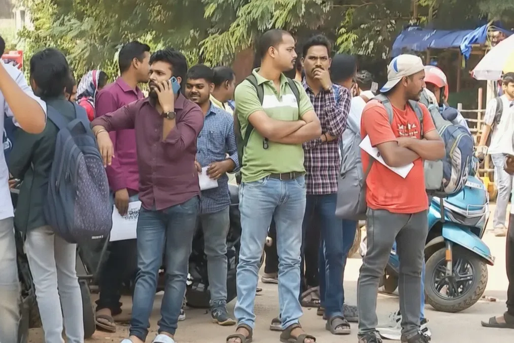 Exam date clash leaves Odisha aspirants in a fix; demand rescheduling of OTET & OSSSC tests

