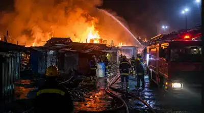 Delhi: Fire breaks out in slums near Udyog Bhawan, no casualties reported