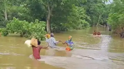 Subarnarekha River erosion threatens villages in Bhograi; residents seek urgent government intervention