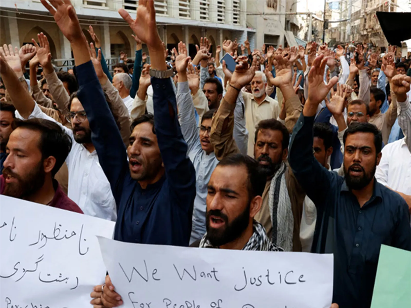 Health services stall in Pakistan as doctors' protest enters 19th day