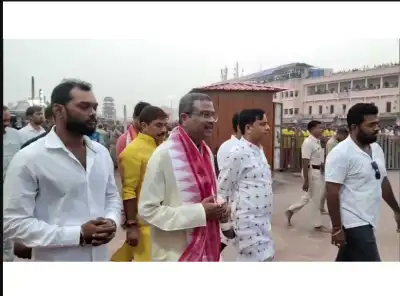 Odisha: Union Minister Dharmendra Pradhan joins thousands of devotees for sacred 'Snana Yatra' in Puri