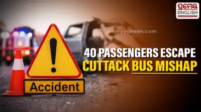 Passenger bus skids off NH-55 in Cuttack, 40 passengers escape unhurt