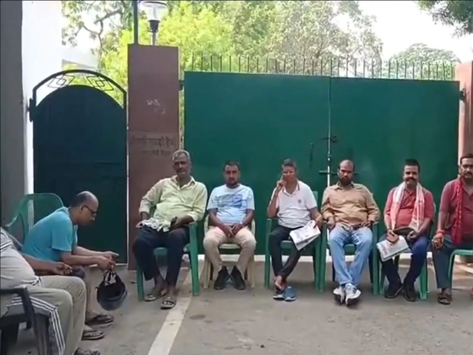 RJD workers guard Rabri Devi's residence amid security withdrawal row