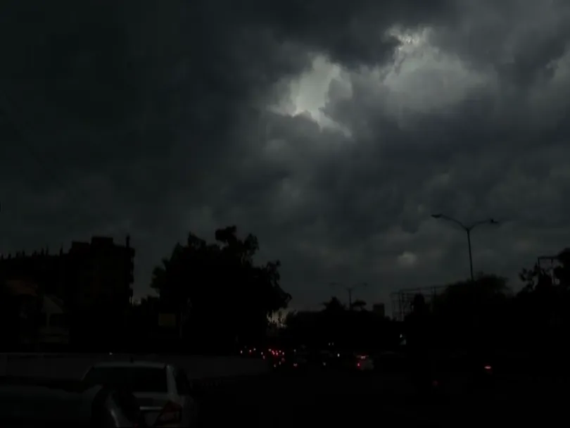Twin City Cuttack-Bhubaneswar witnesses stormy wind with heavy rain