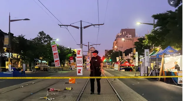 2 shot dead in Toronto during street festival