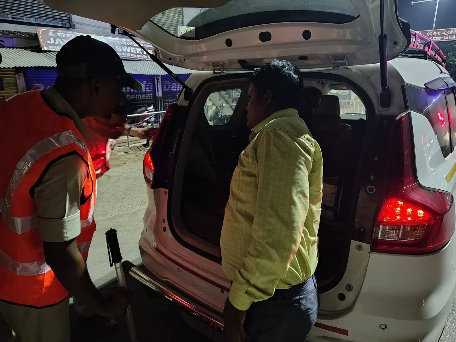 Odisha: Puri cops intensify night security measures ahead of Rath Yatra