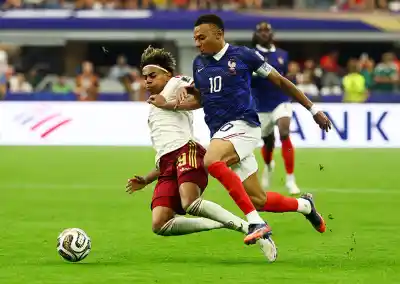Pedro Porro and Mikel Oyarzabal strike hard as Spain easily eliminate France from glory