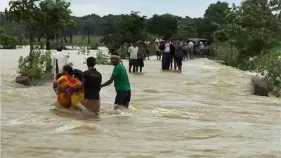 Flood-like situation in Odisha’s Athagarh; villages cut off as roads go under water