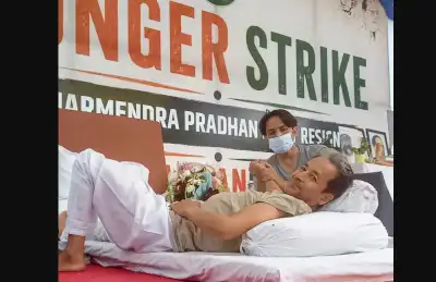 Delhi Police takes Sonam Wangchuk to hospital after 20-day hunger strike at Jantar Mantar