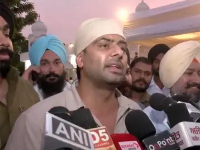 Mankirt Aulakh backs Diljit Dosanjh's 'Satluj', says "the film is in our hearts"