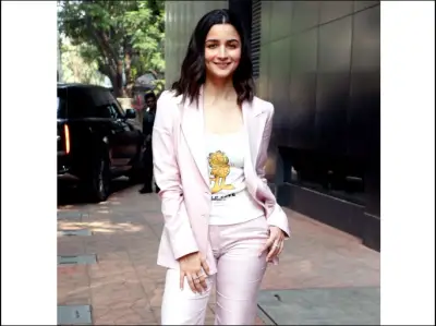 'Their courage humbles me': Alia Bhatt backs students amid paper leak protests, says "last few days have broken my heart"