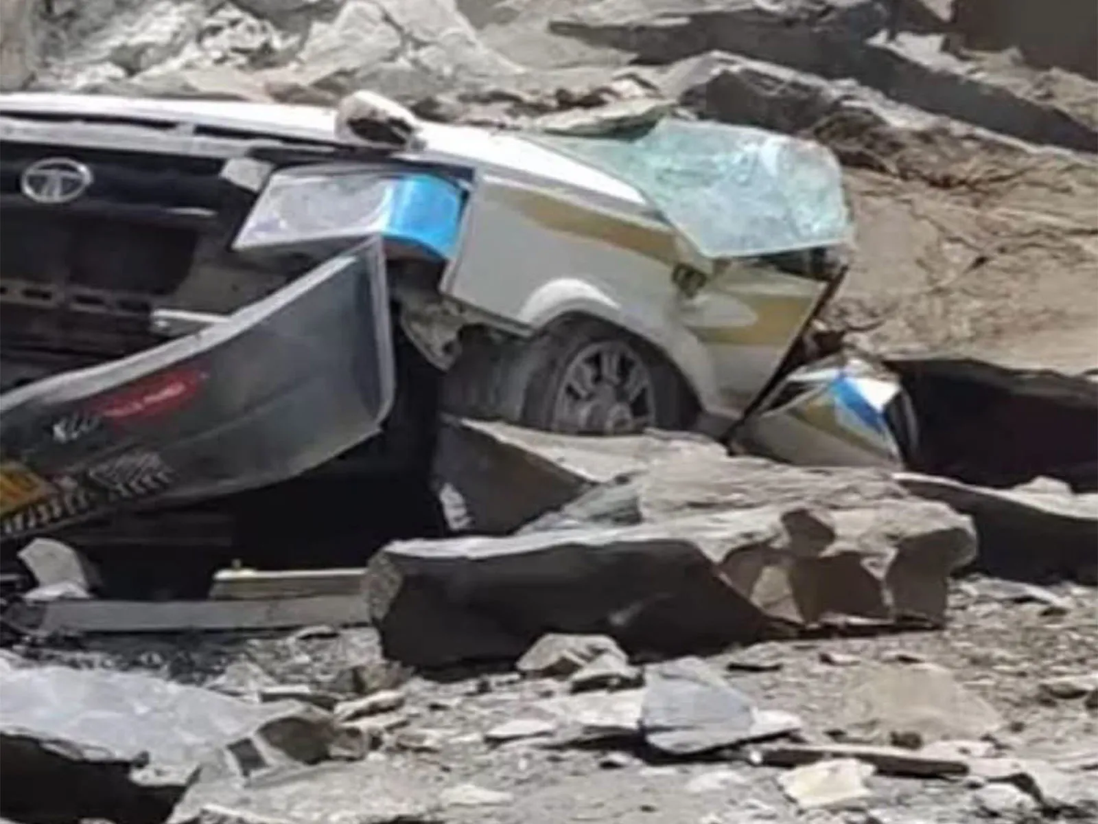 13 killed after landslide rocks hits car in Lahaul-Spiti, CM expresses grief