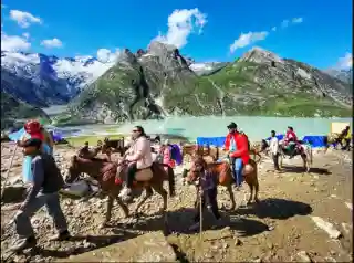 J-K: Amarnath Yatra resumes from Jammu after six-day suspension due to bad weather