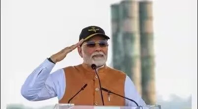 PM Modi pays tribute to Kargil heroes on 27th Vijay Diwas

