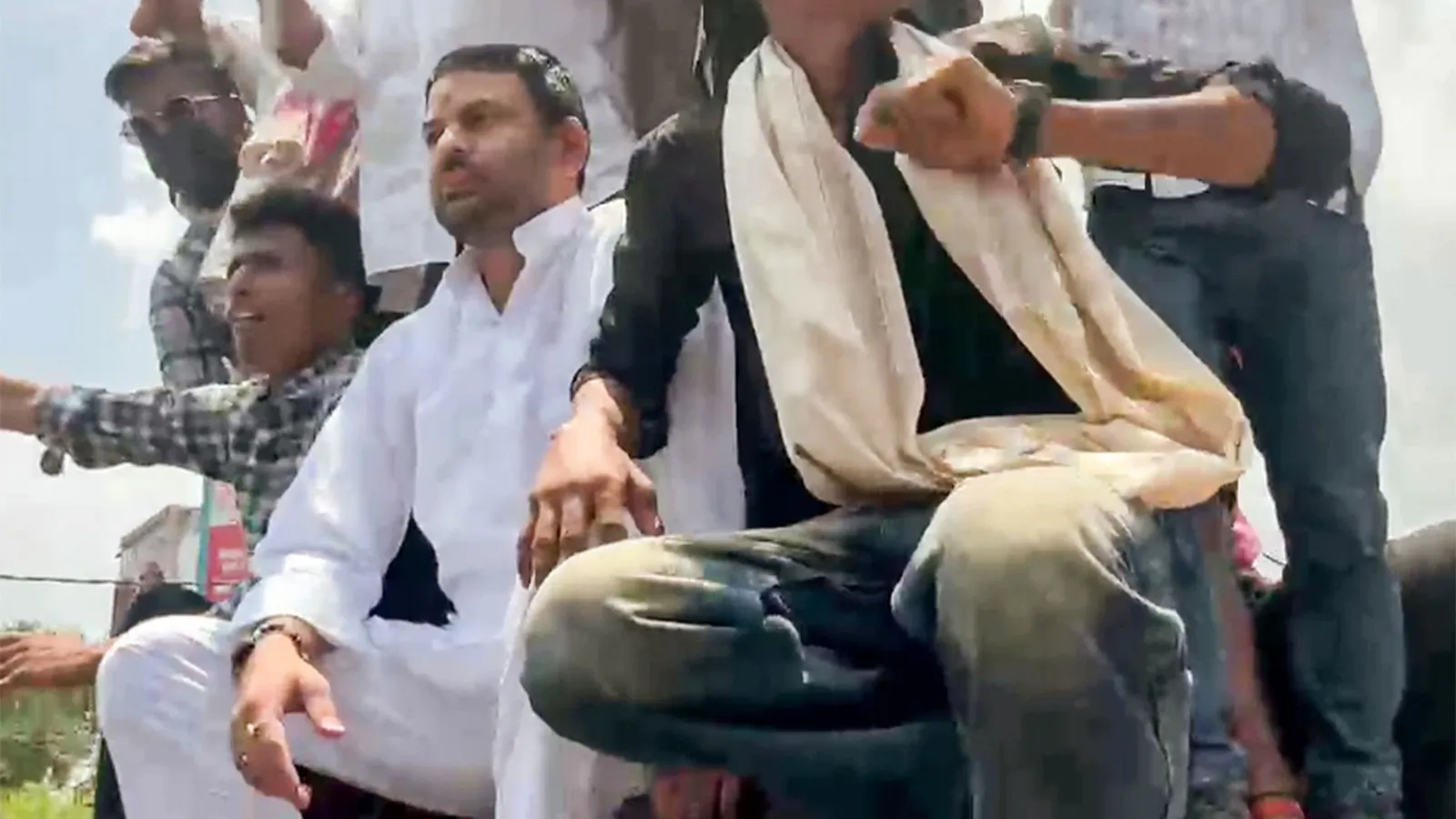 Lalu Yadav's son Tej Pratap Yadav sent to 14 day judicial custody in Patna NEET protest case 