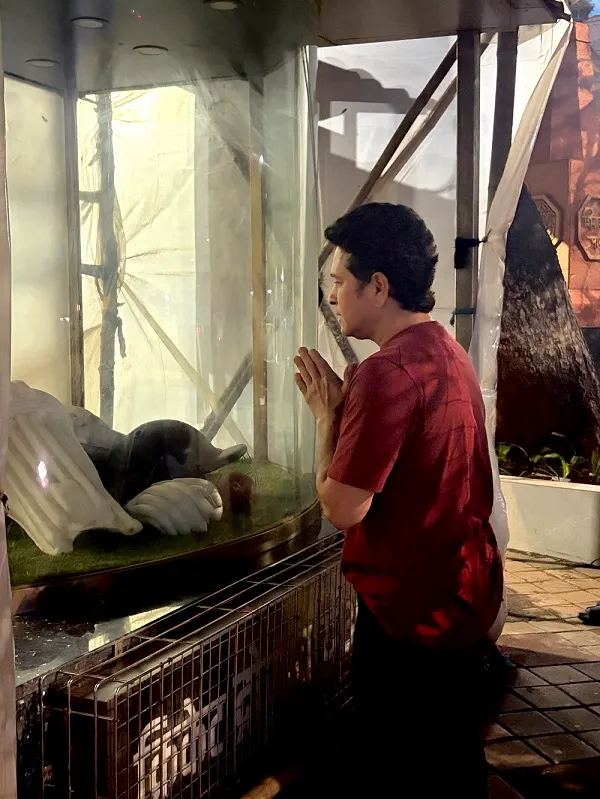 Sachin Tendulkar bows before his maestro Coach RV Achrekar: Pays heartfelt obeisance to Guru on ‘Guru Purnima’