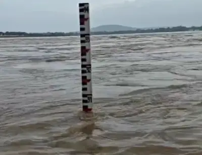 Mahanadi water level rising at Mundali; flood discharge likely to touch 9 Lakh cusecs this afternoon
