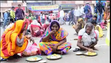 No cooked food on Puri Grand Road during Rath Yatra; only dry food distribution allowed
